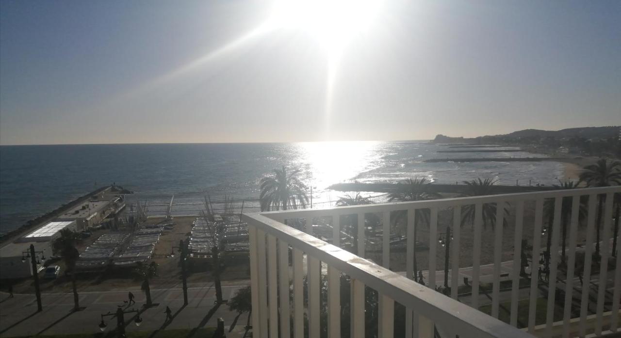 Atico Con Fantasticas Vistas Al Mar Y La Iglesia Apartment ซีเจส ภายนอก รูปภาพ