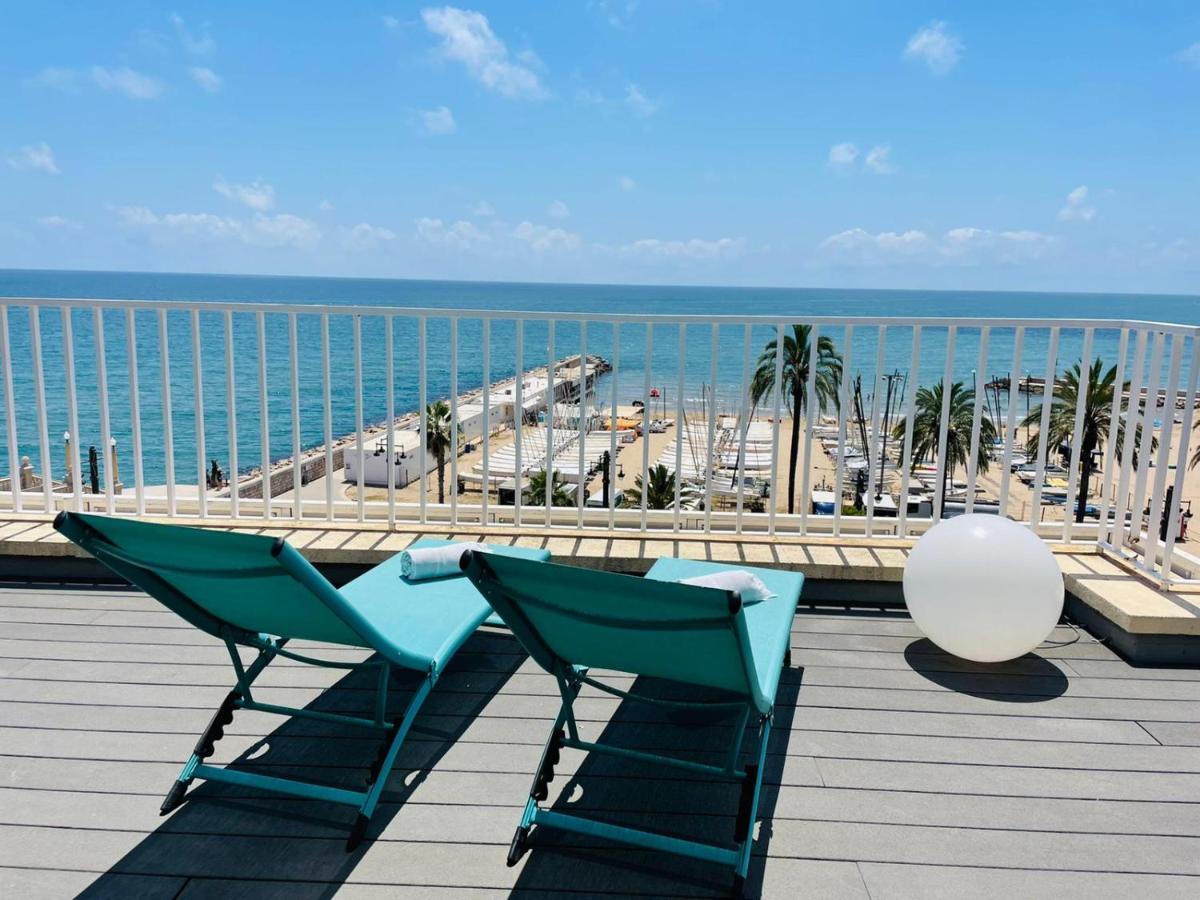 Atico Con Fantasticas Vistas Al Mar Y La Iglesia Apartment ซีเจส ห้อง รูปภาพ