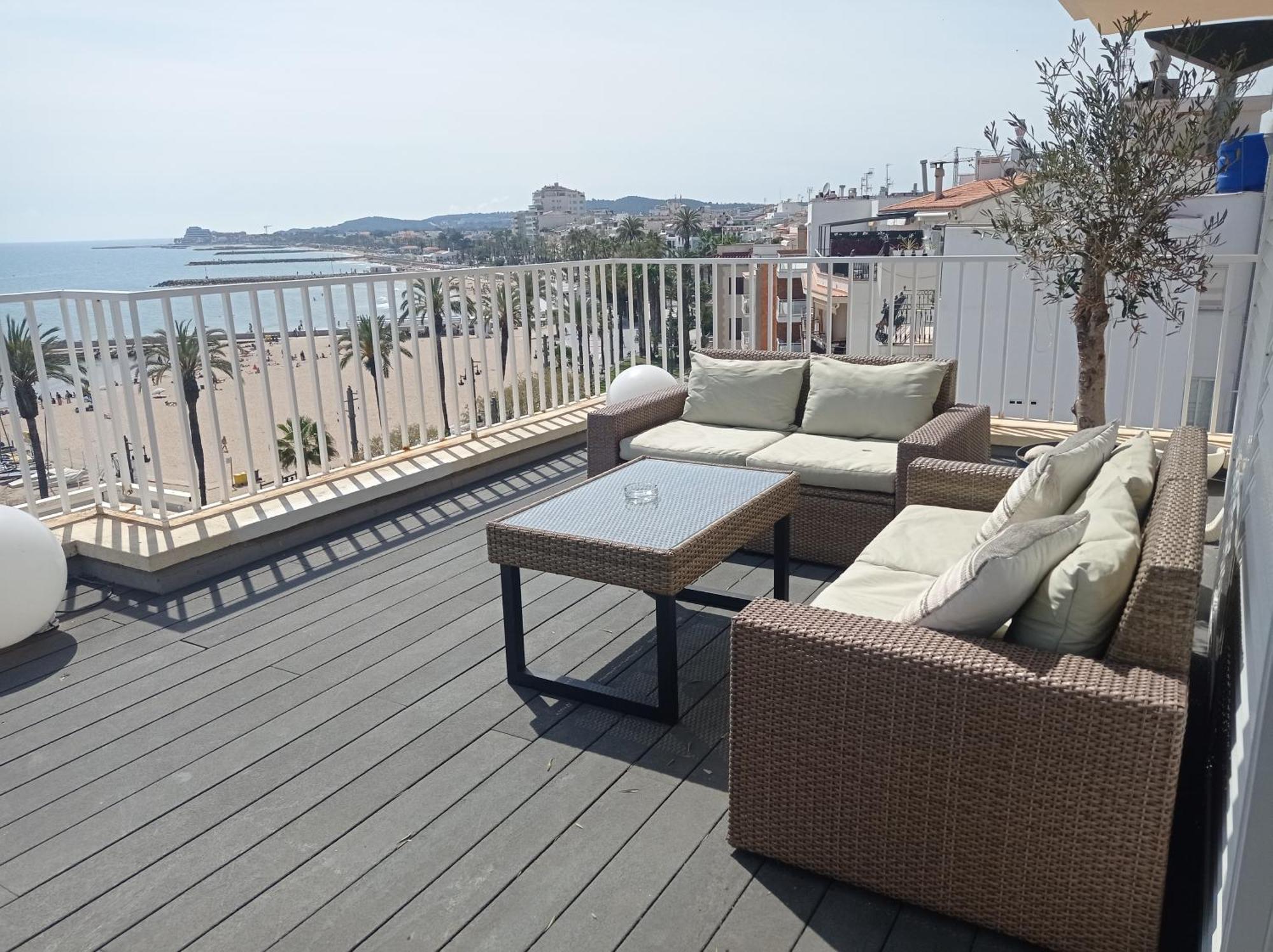 Atico Con Fantasticas Vistas Al Mar Y La Iglesia Apartment ซีเจส ภายนอก รูปภาพ